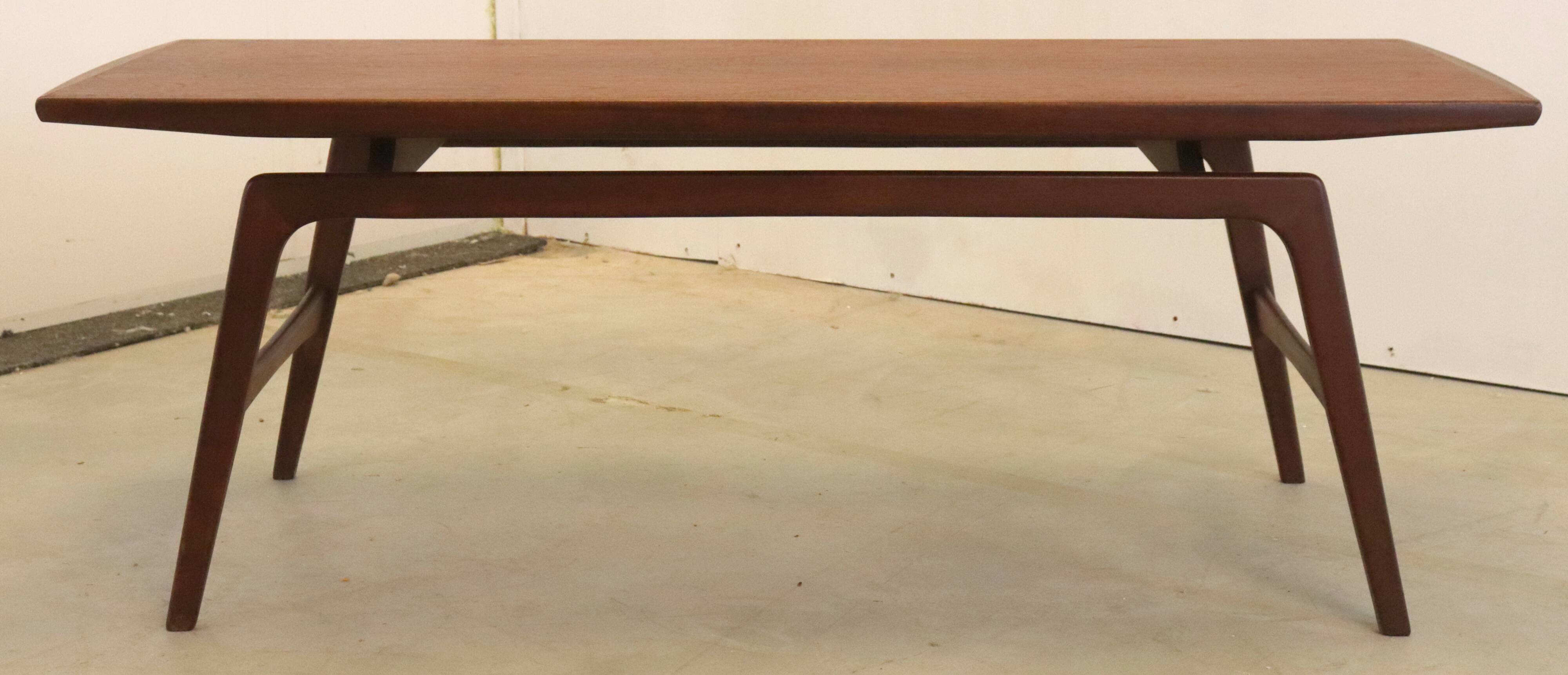 mid century teak Coffee table 'Midwolda'