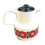 1970s melitta coffee maker (porcelain germany) retro décor, bright red and green