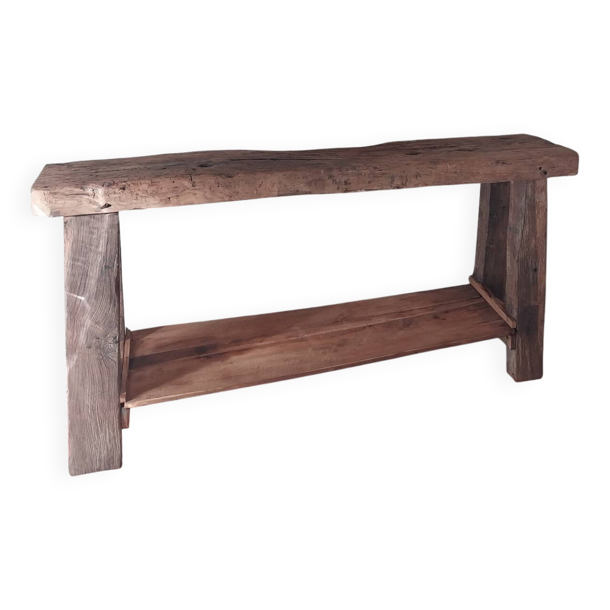 Deserted island establishment