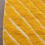 Ecru Moroccan rug with geometric patterns 250cm x 150cm