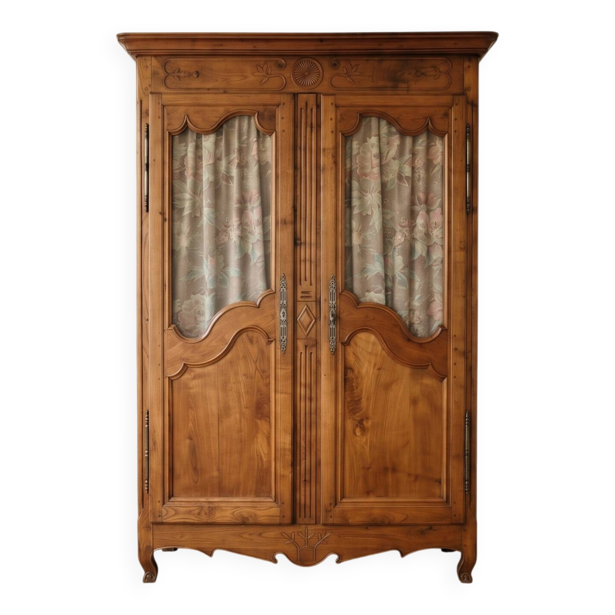 Antique Louis XV wardrobe in solid wood