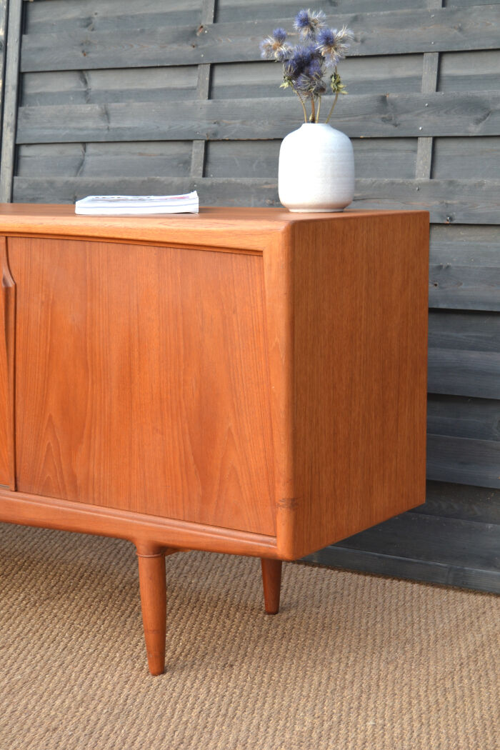 Enfilade danoise par Gunni Omann * 240 cm
