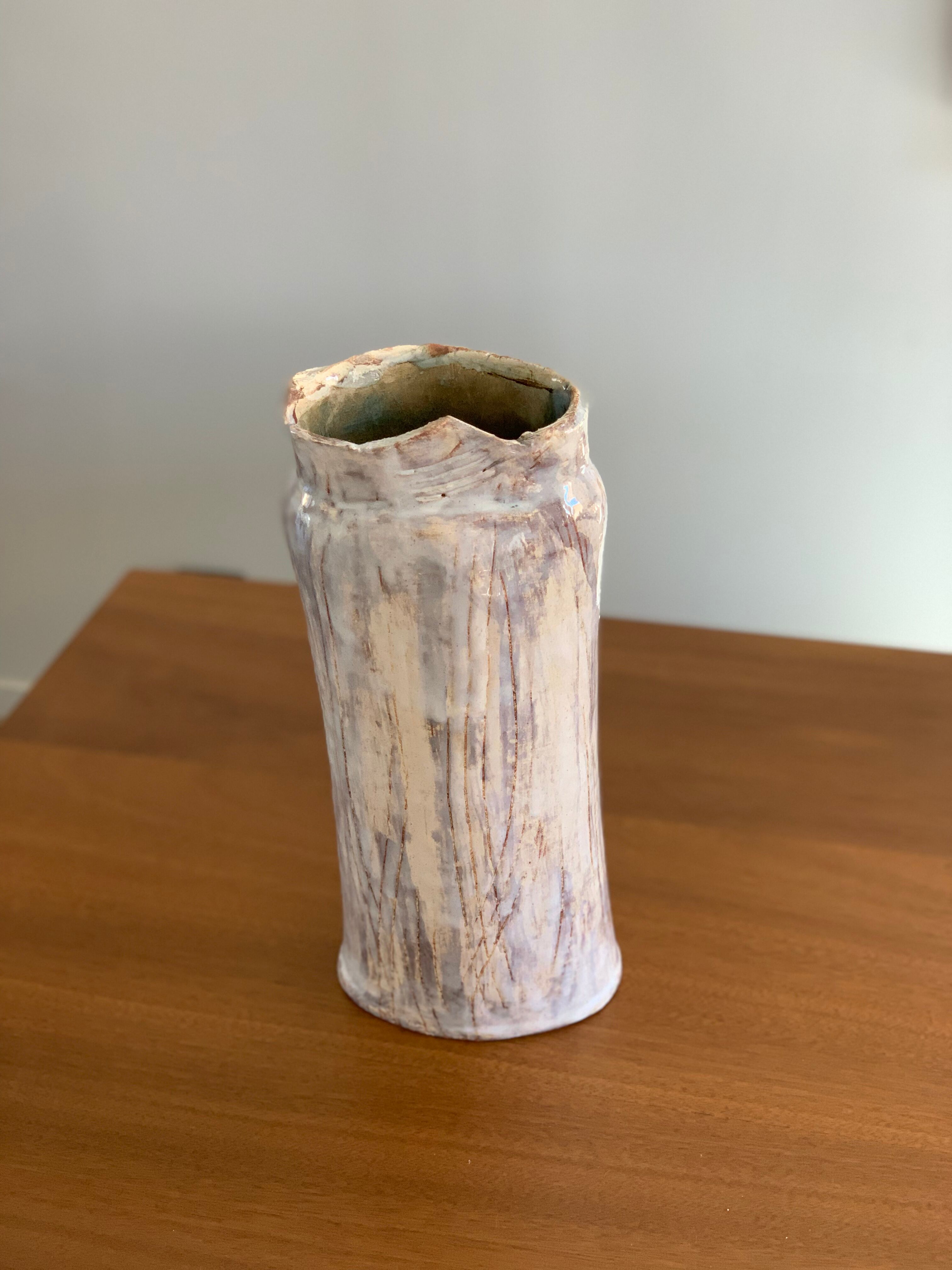 Brutalist vase signed 90