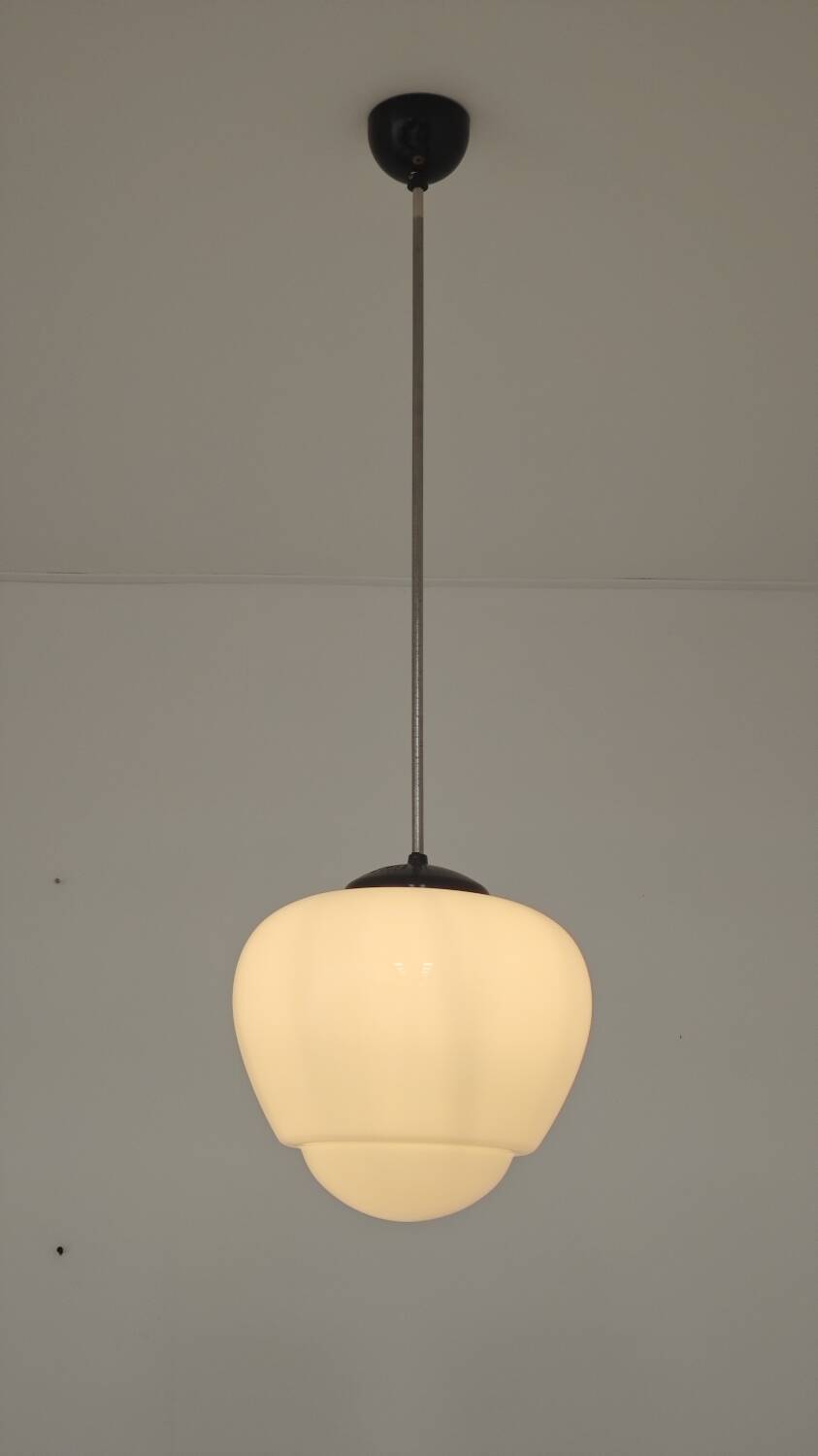 Czechoslovak opaline and Bakelite Bauhaus suspension