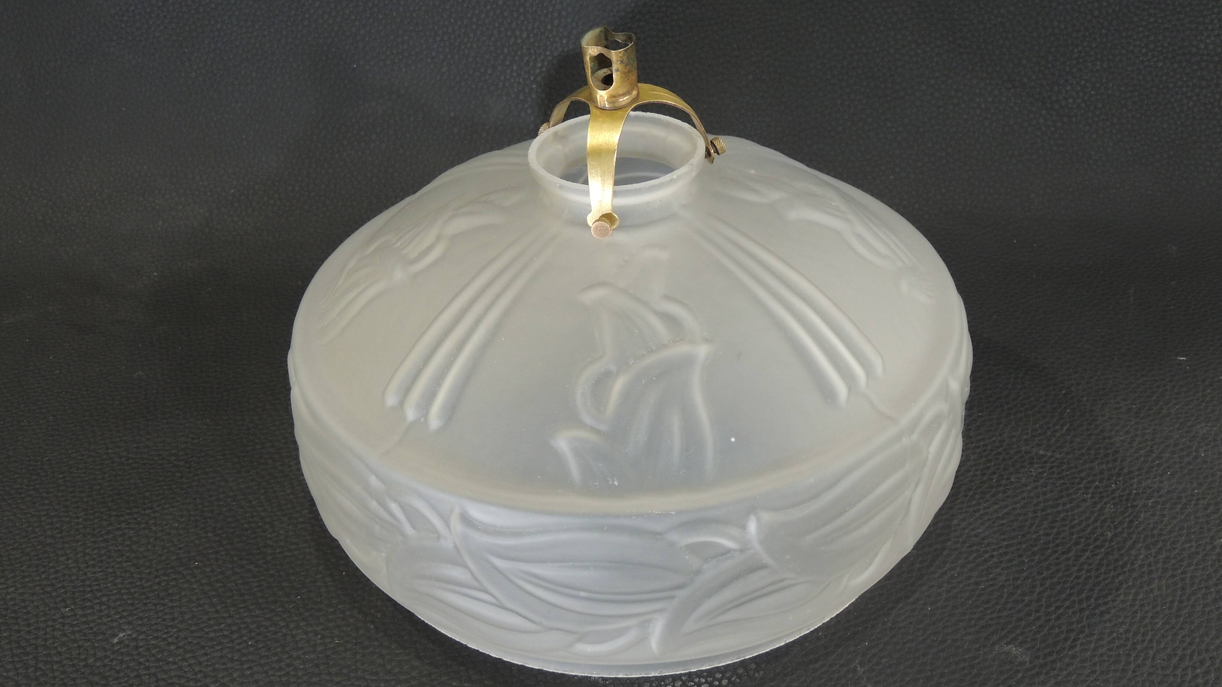 Lampshade/suspension/frosted opaline/vintage