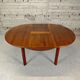 Extendable round table