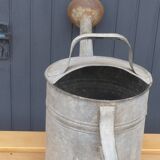 Zinc watering can