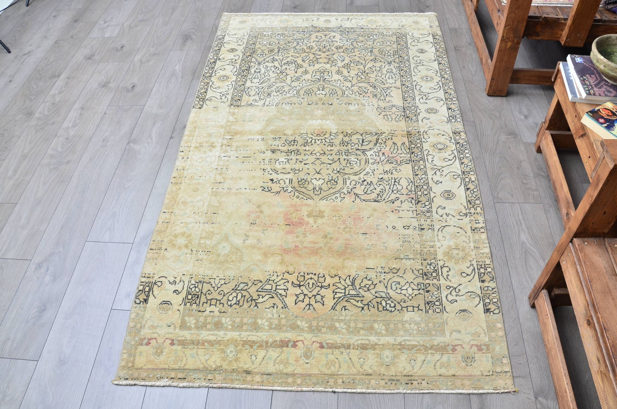 Tapis vintage antique neutre sku 2502