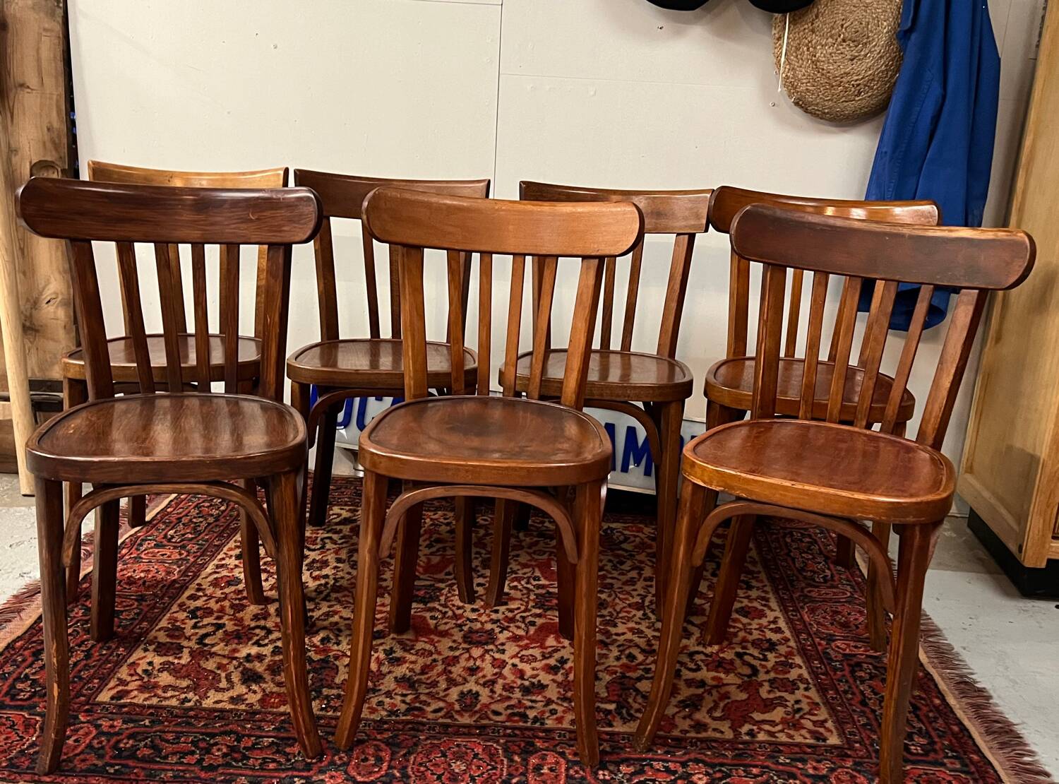 Anciennes chaises bistrot Baumann