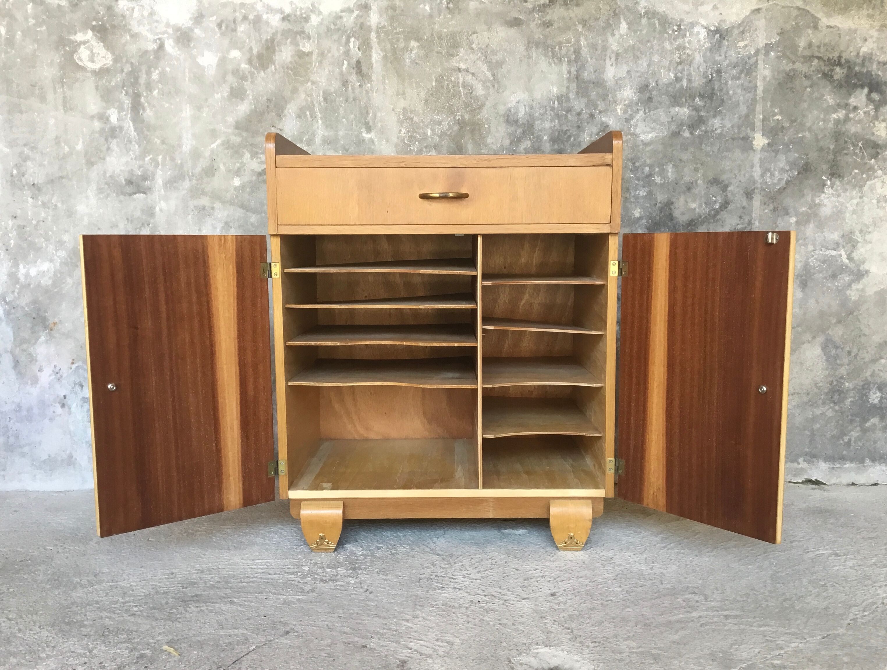 Trieur ou petit buffet vintage meuble de métier 1960
