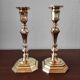 Paire de bougeoirs vintage classiques