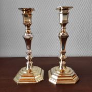 Paire de bougeoirs vintage classiques