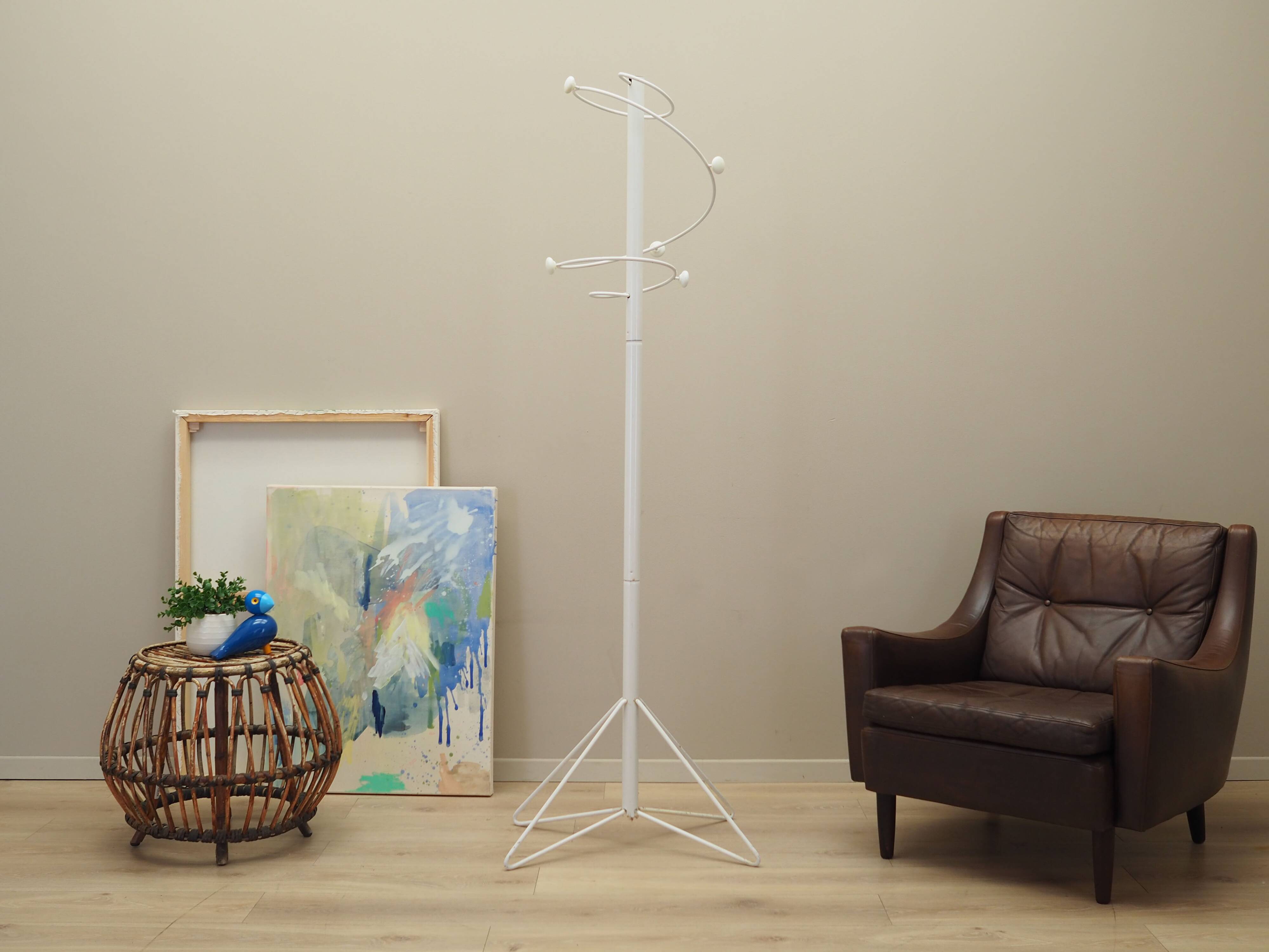 Floor hanger, Danish design, 1970s, production: Denmark