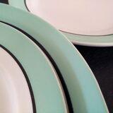 12 service plates and 1 green plate mint