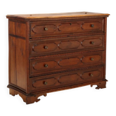 Antique baroque walnut chest of drawers with 4 drawers, 17th century.