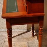 Drawer writing desk