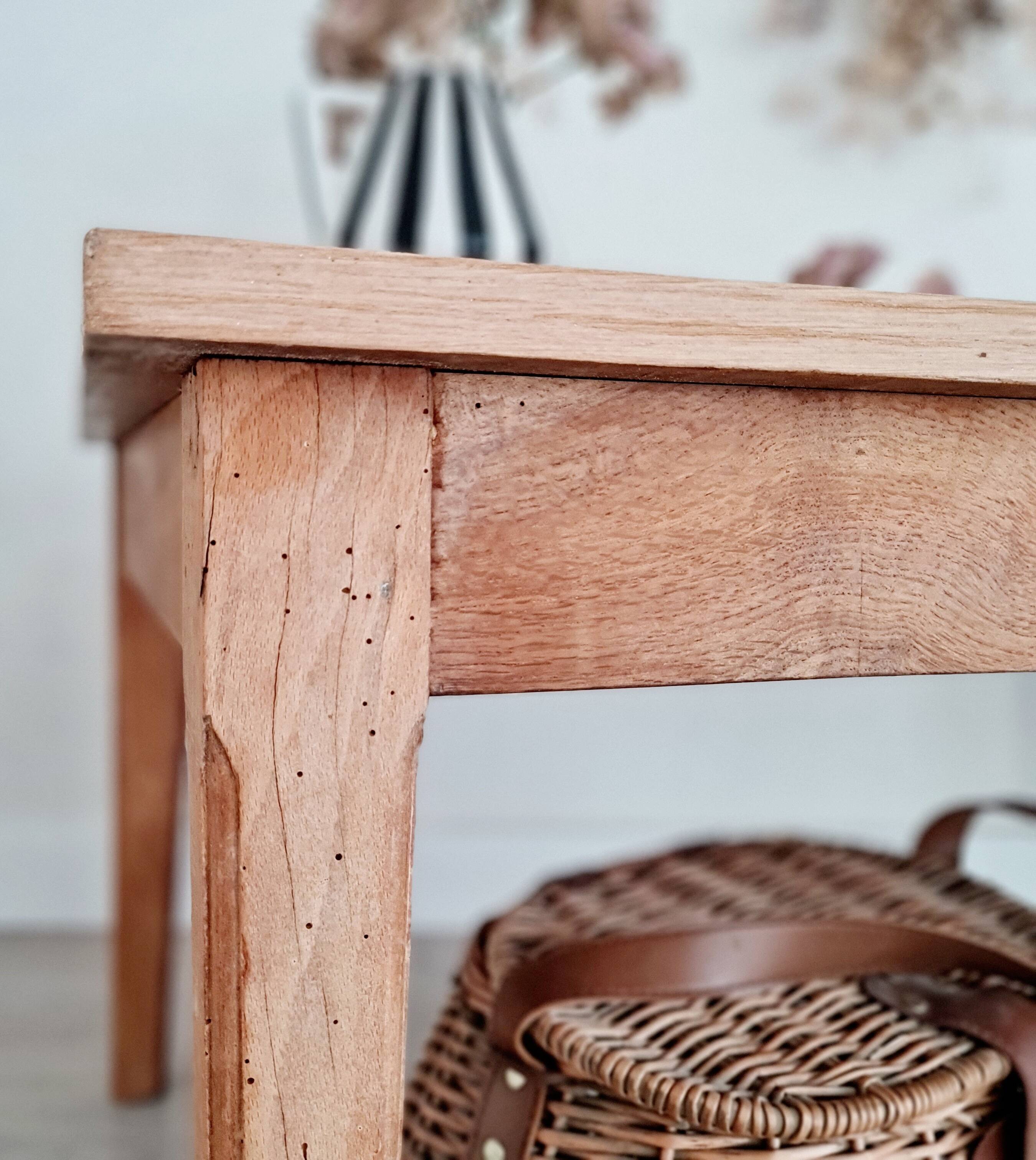 Low oak farm table