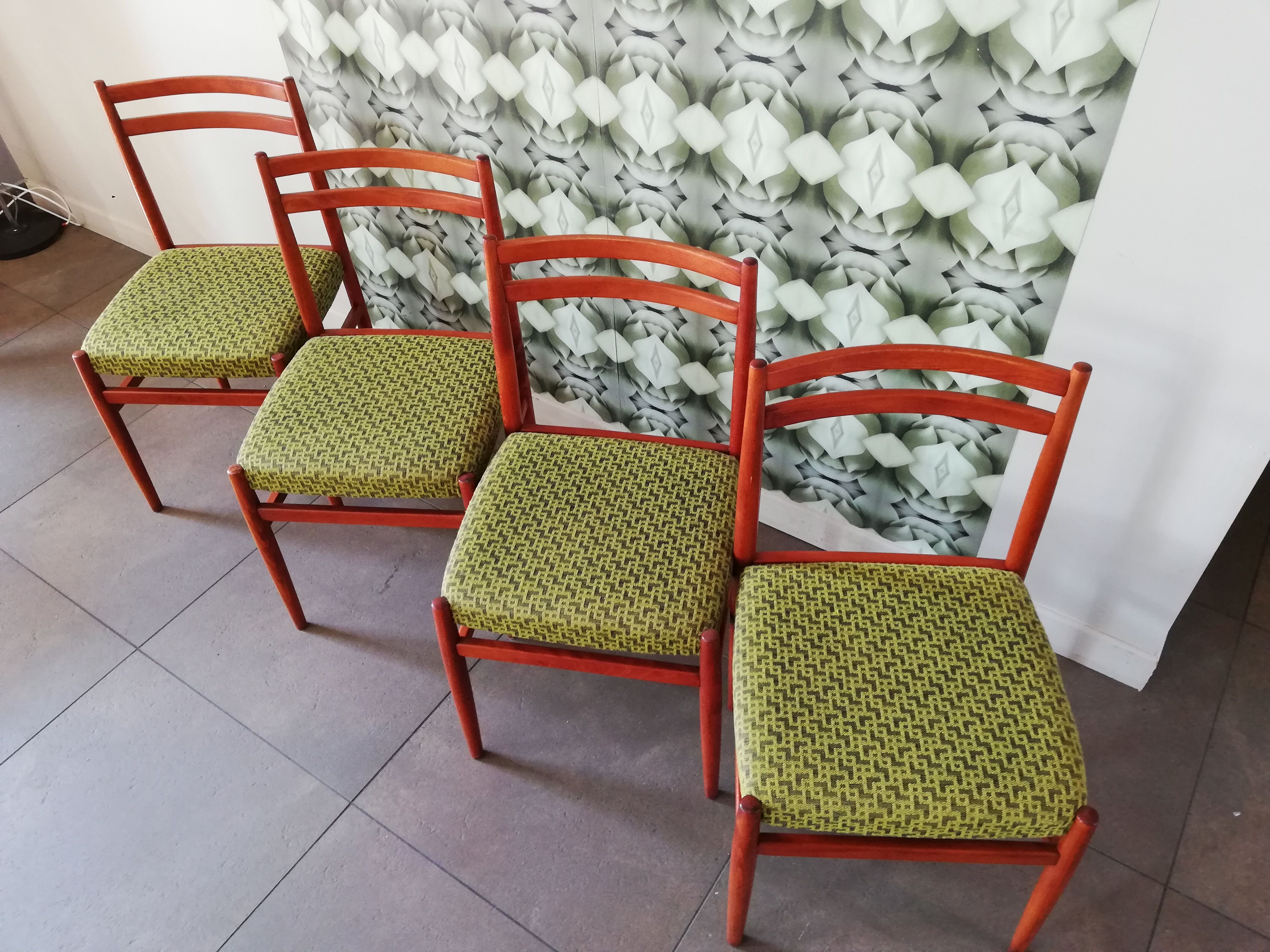 Set of 4 Czech Art Deco Chairs Ton, 1971, Up Zavody, Thonet