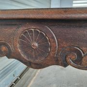 Bureau dit "bureau de dame" / table style Louis XV en bois  massif