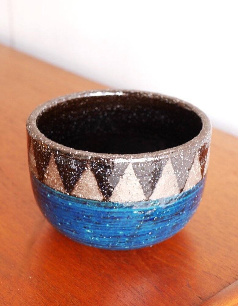 Mid-century modern Scandinavian bowl by Inger Persson for Rörstrand, 1970s