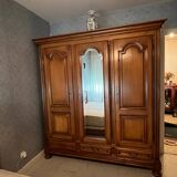 Armoire véritable chêne massif