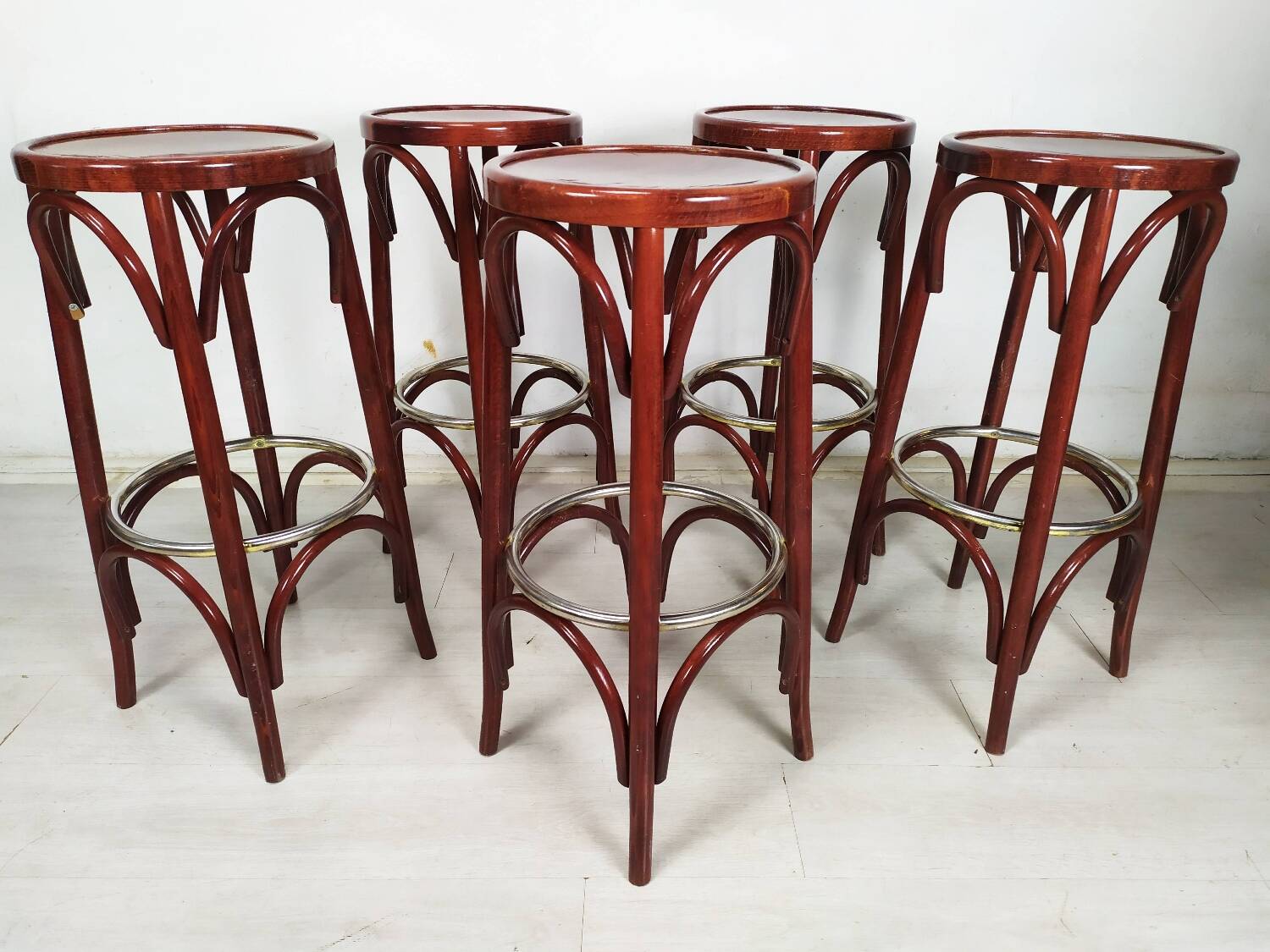 5 bistro stools