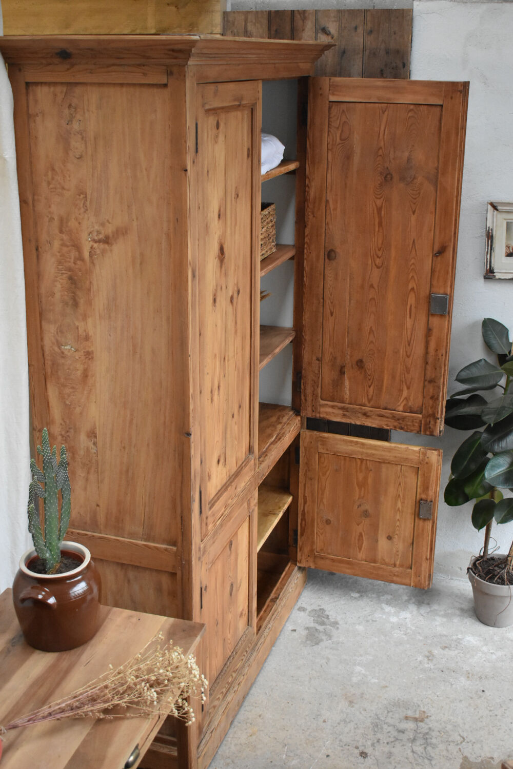 Armoire