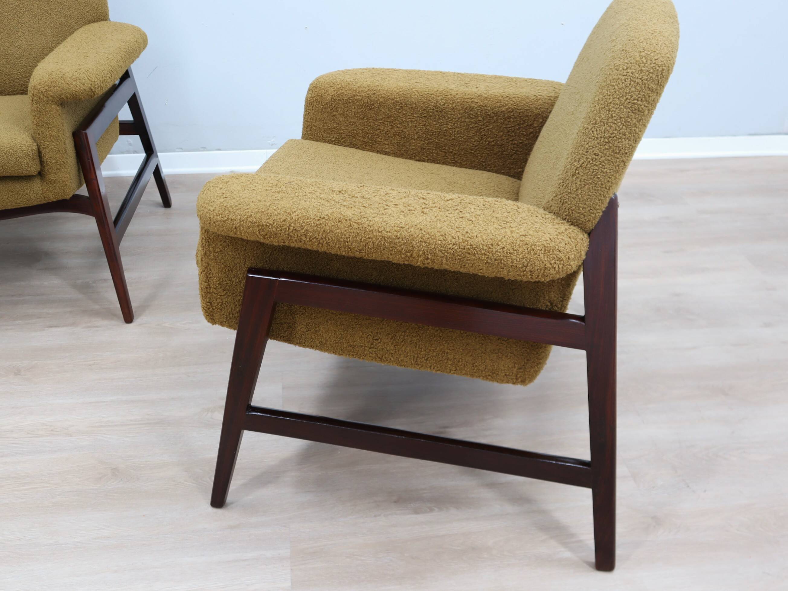 Mid century armchairs Gianfranco Frattini style 1950s