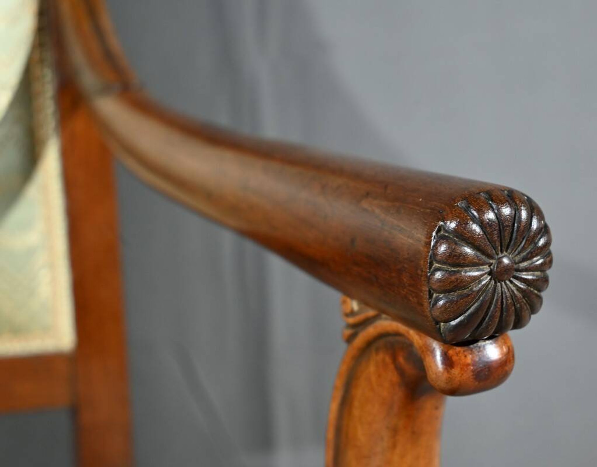 Pair of Crossed Armchairs in Mahogany, Restoration Period – Early 19th Century