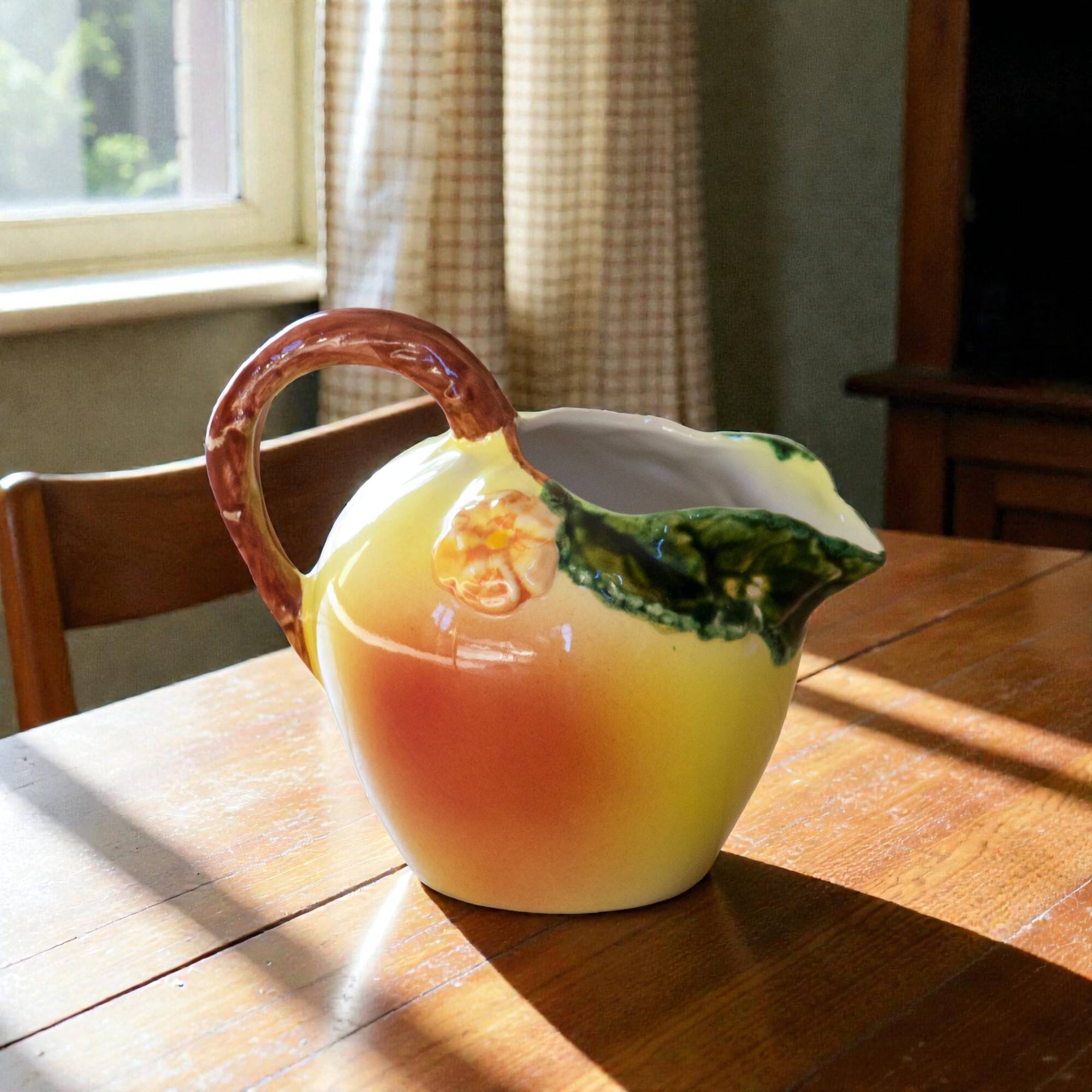 Large vintage jug in majolica, hand-painted apple.