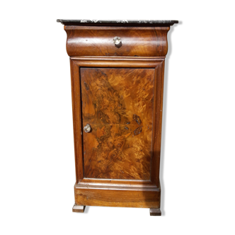 Table de chevet en noyer
