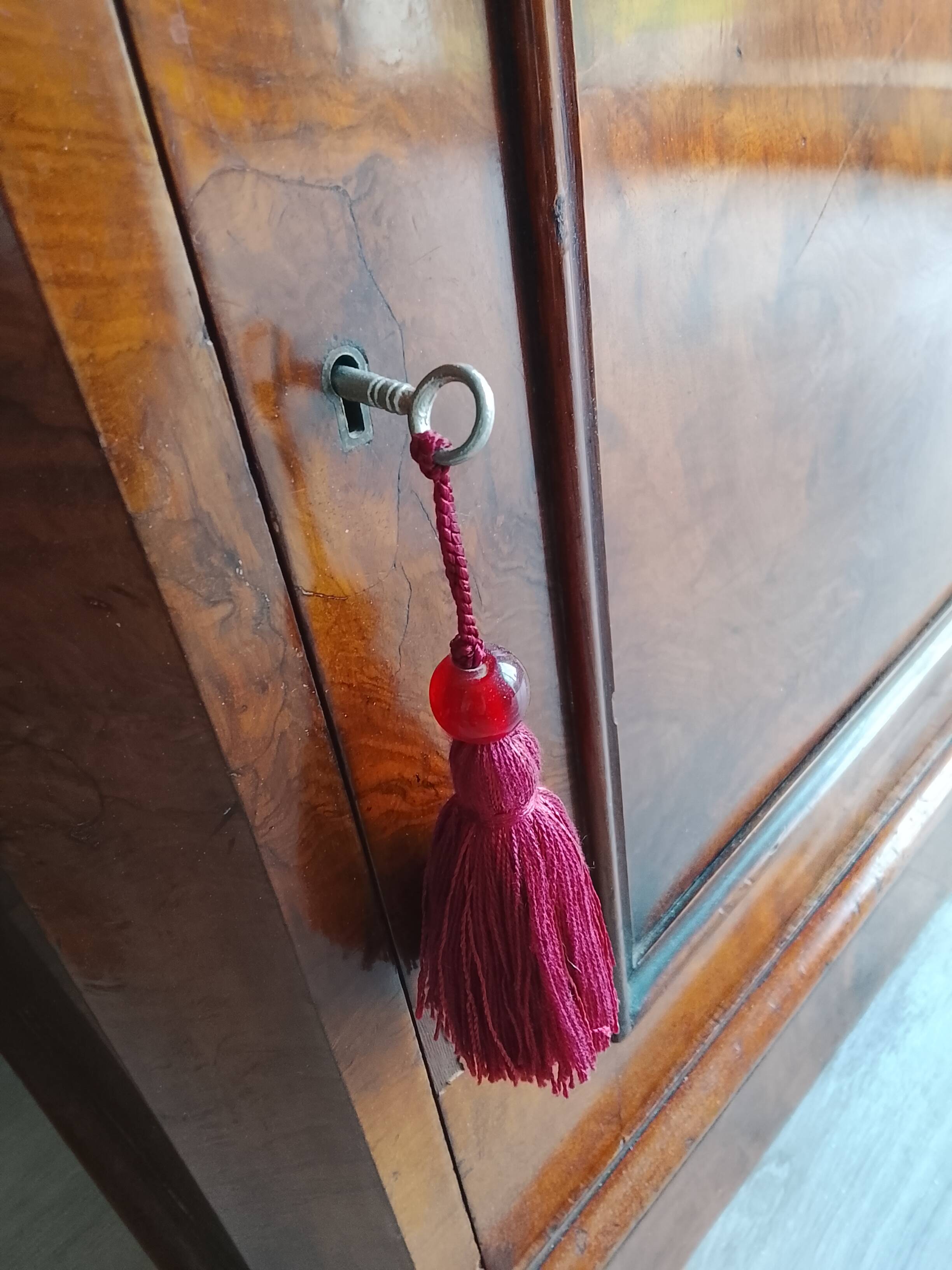 Beautiful small antique buffet in polished walnut.