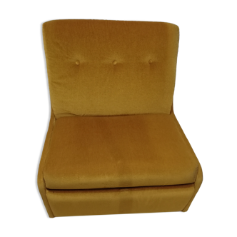 Convertible armchair