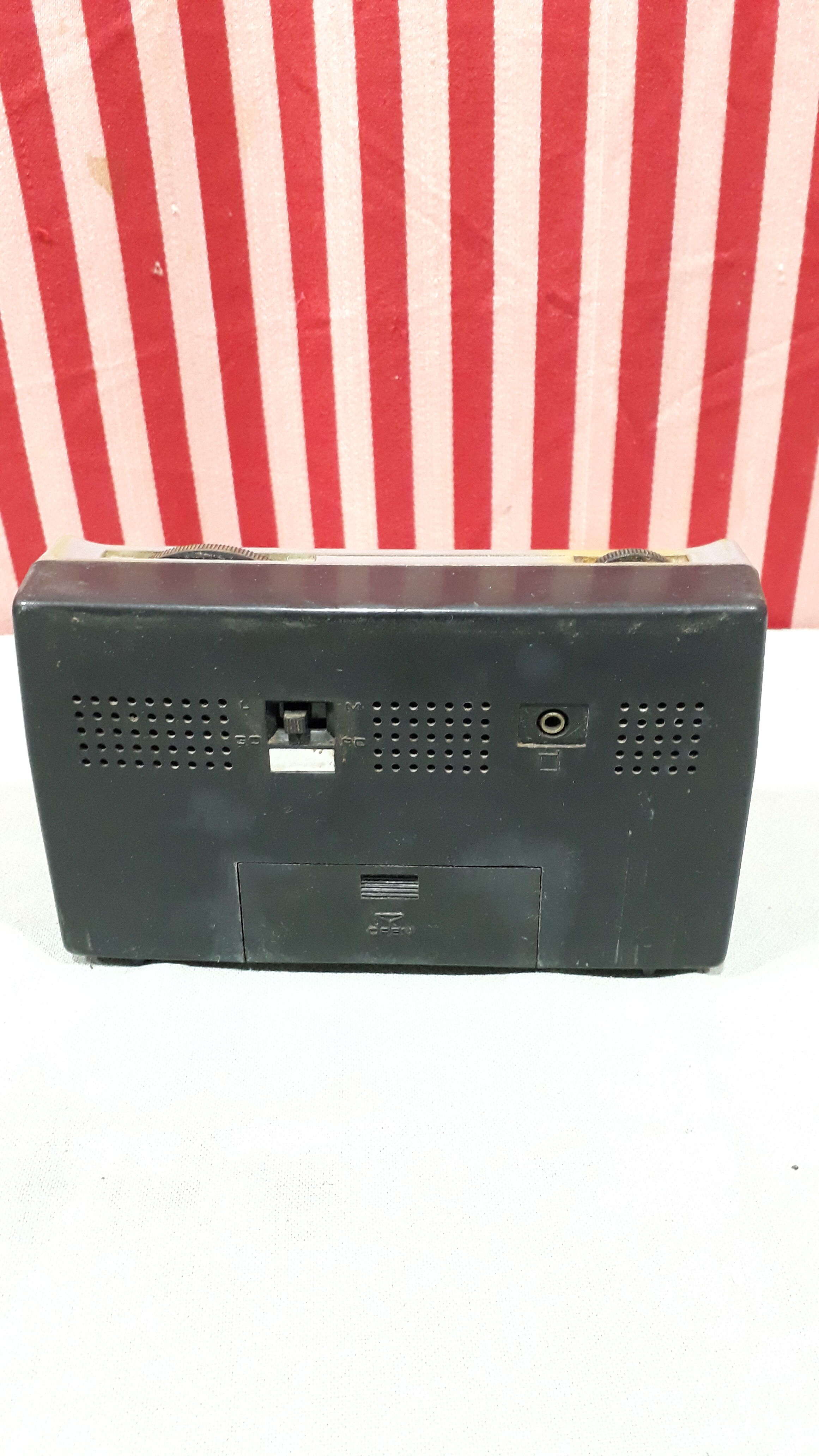 1973 Philips 90 RL 120 radio