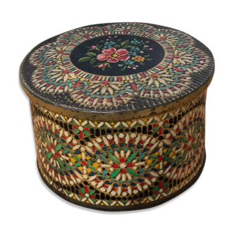 Boîte à bonbons en métal, décor fleur et mosaïque, années 60