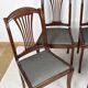 Ensemble de 4 chaises tapissées de style Art Déco pour salle à manger.