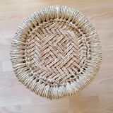 Diabolo rattan stool