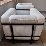 A sofa and two LC2 Cassina armchairs