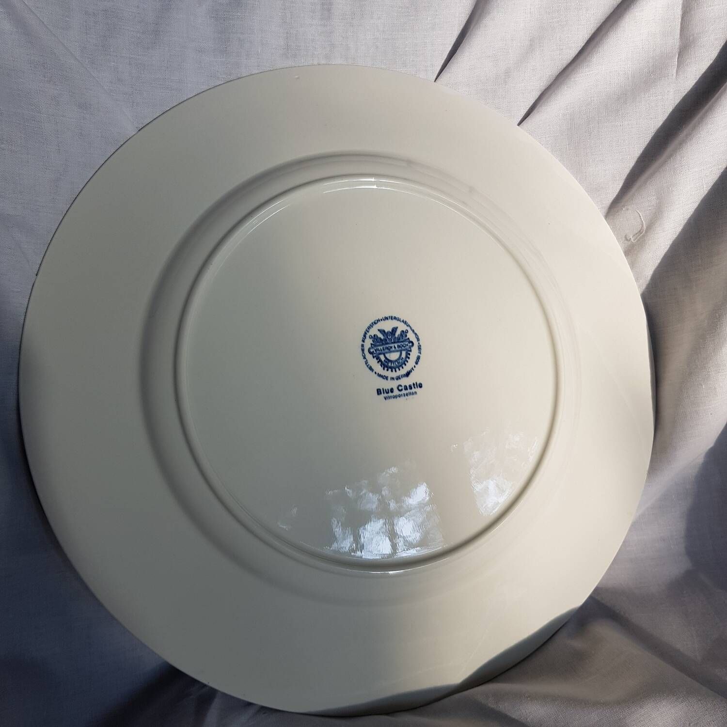 Grand plat de service rond en porcelaine Château Bleu de Villeroy & Boch