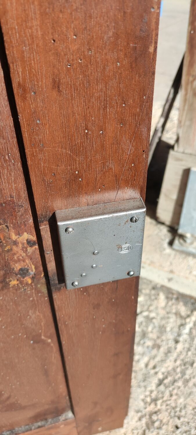 Louis xv walnut sideboard 18th century, Basque support buffet