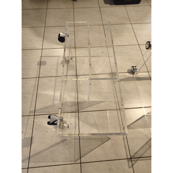 2 meubles vintage en plastique transparent