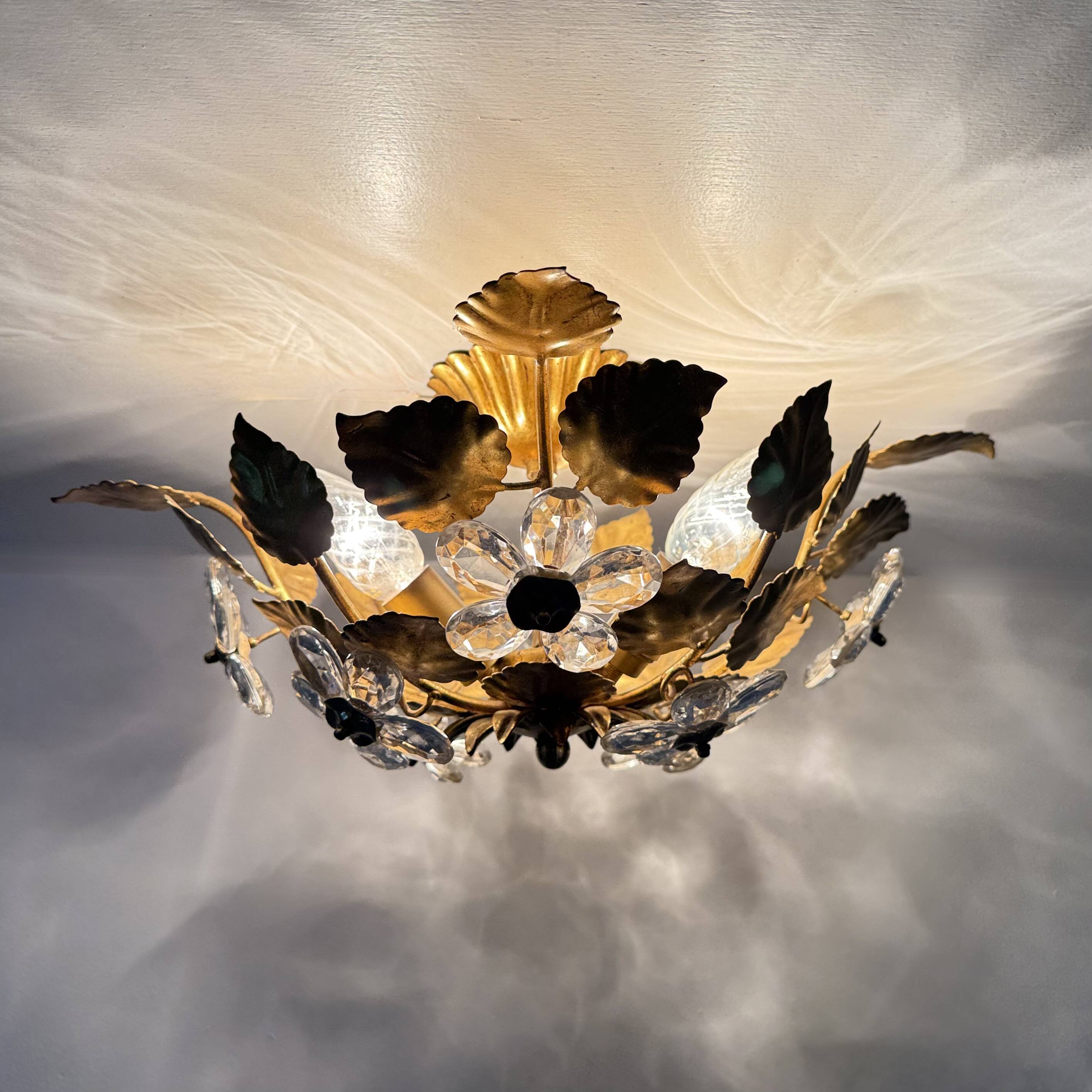 Mid-century design banci style ceiling lamp crystal flower , 1970sMid-centu