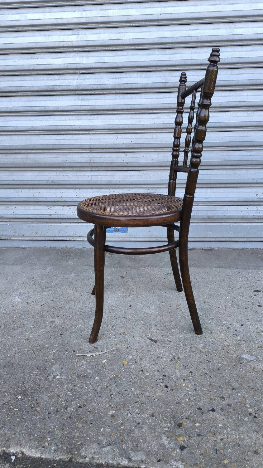 Mundus chair by Thonet Vienna Austria 1925