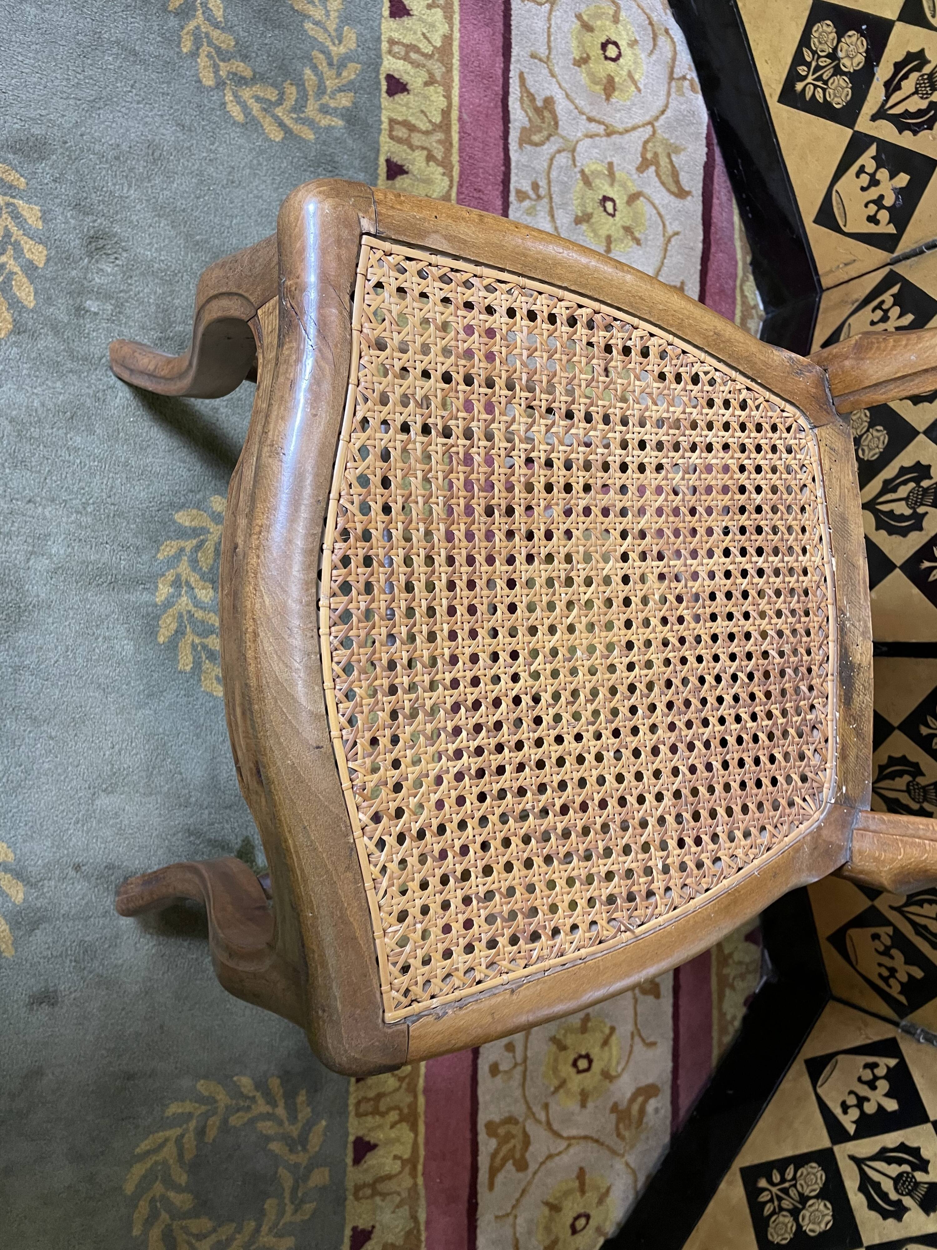 Suite de 4 chaises Louis Philippe en cannage