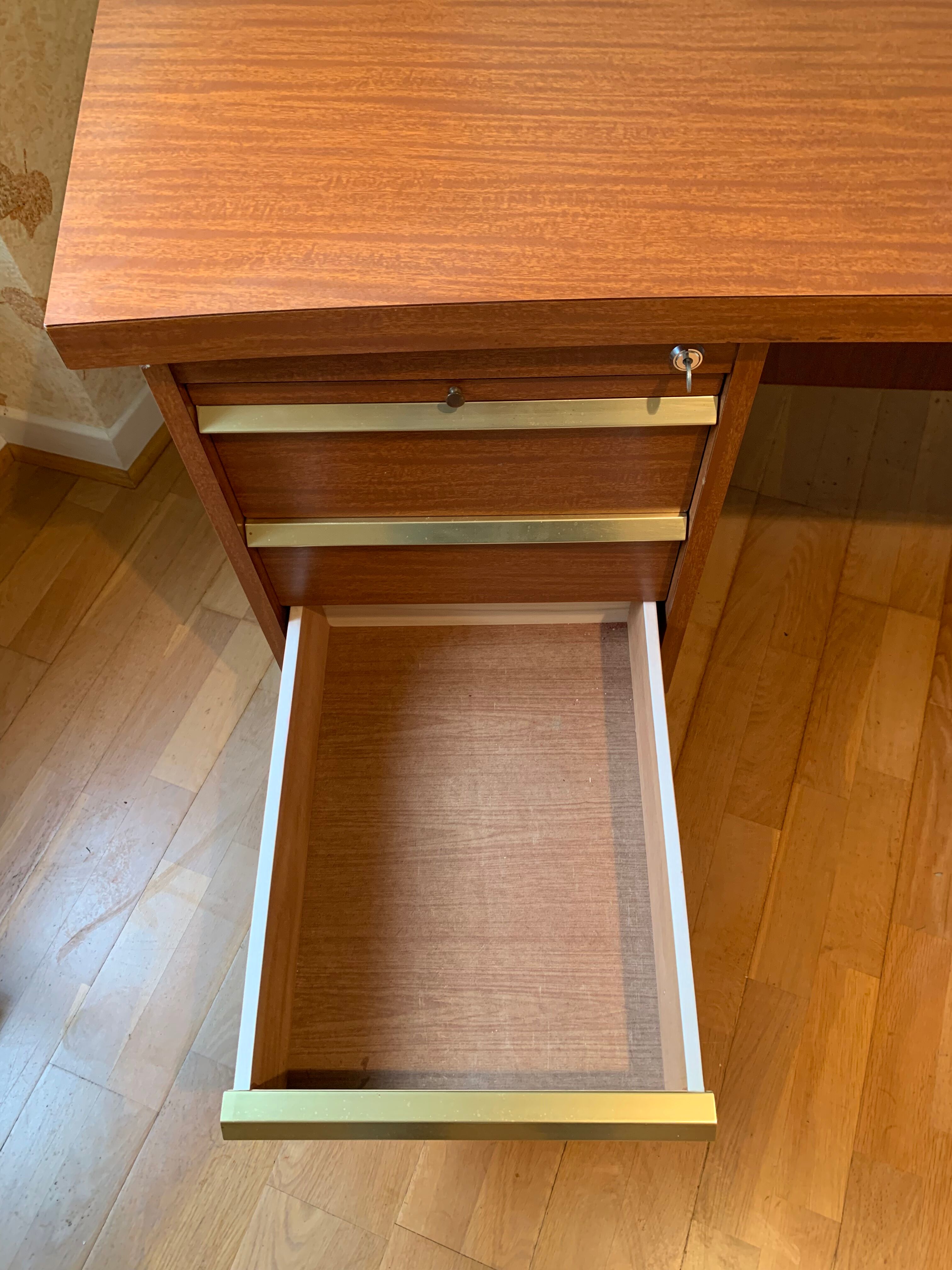 Bureau vintage