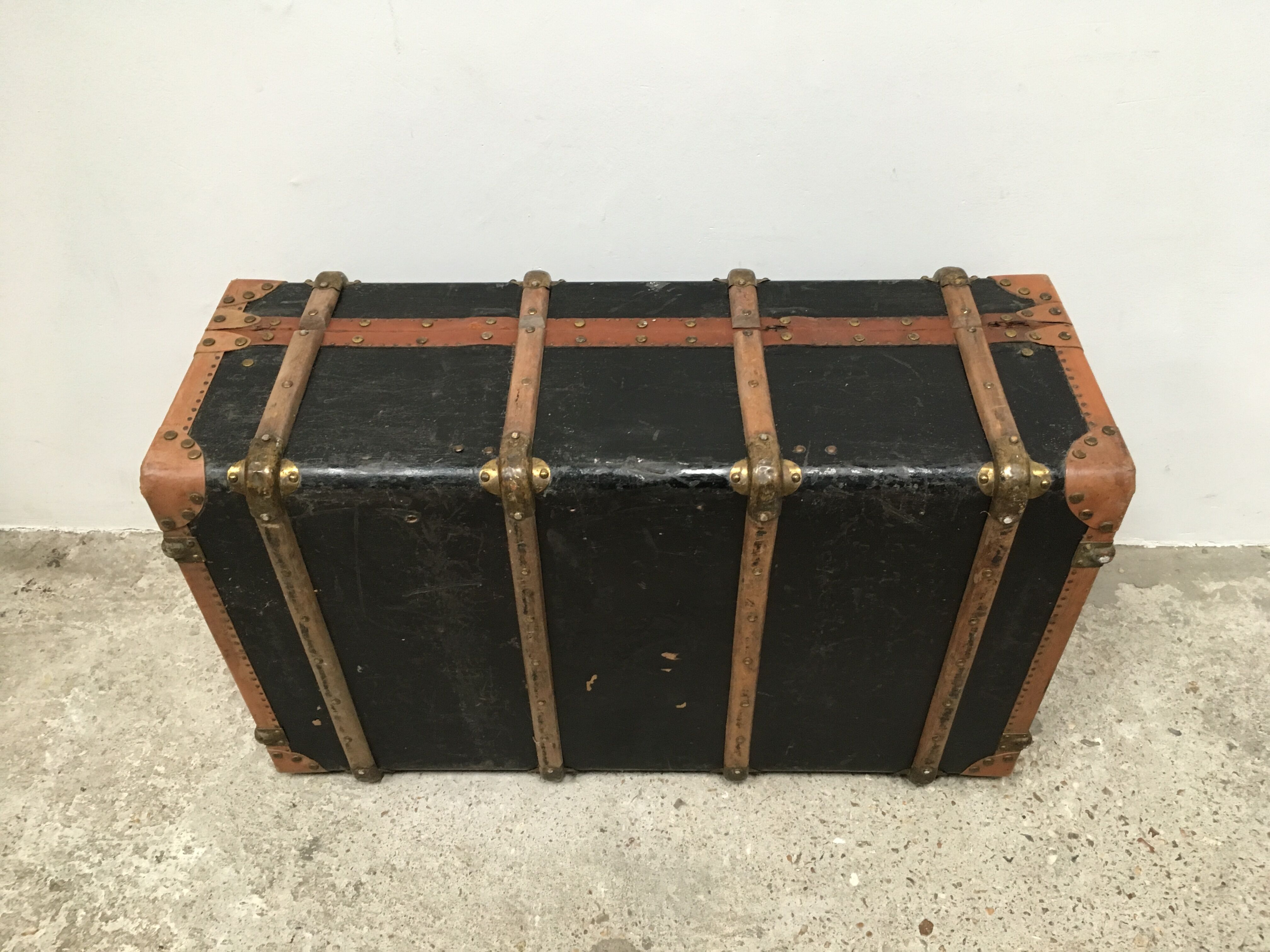 Trunk suitcase