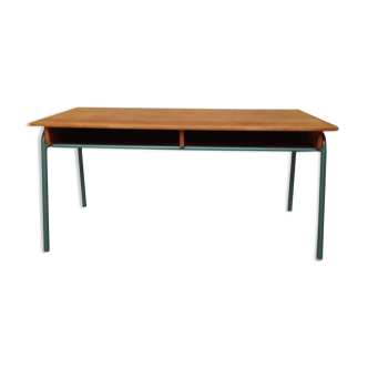 School desk table
