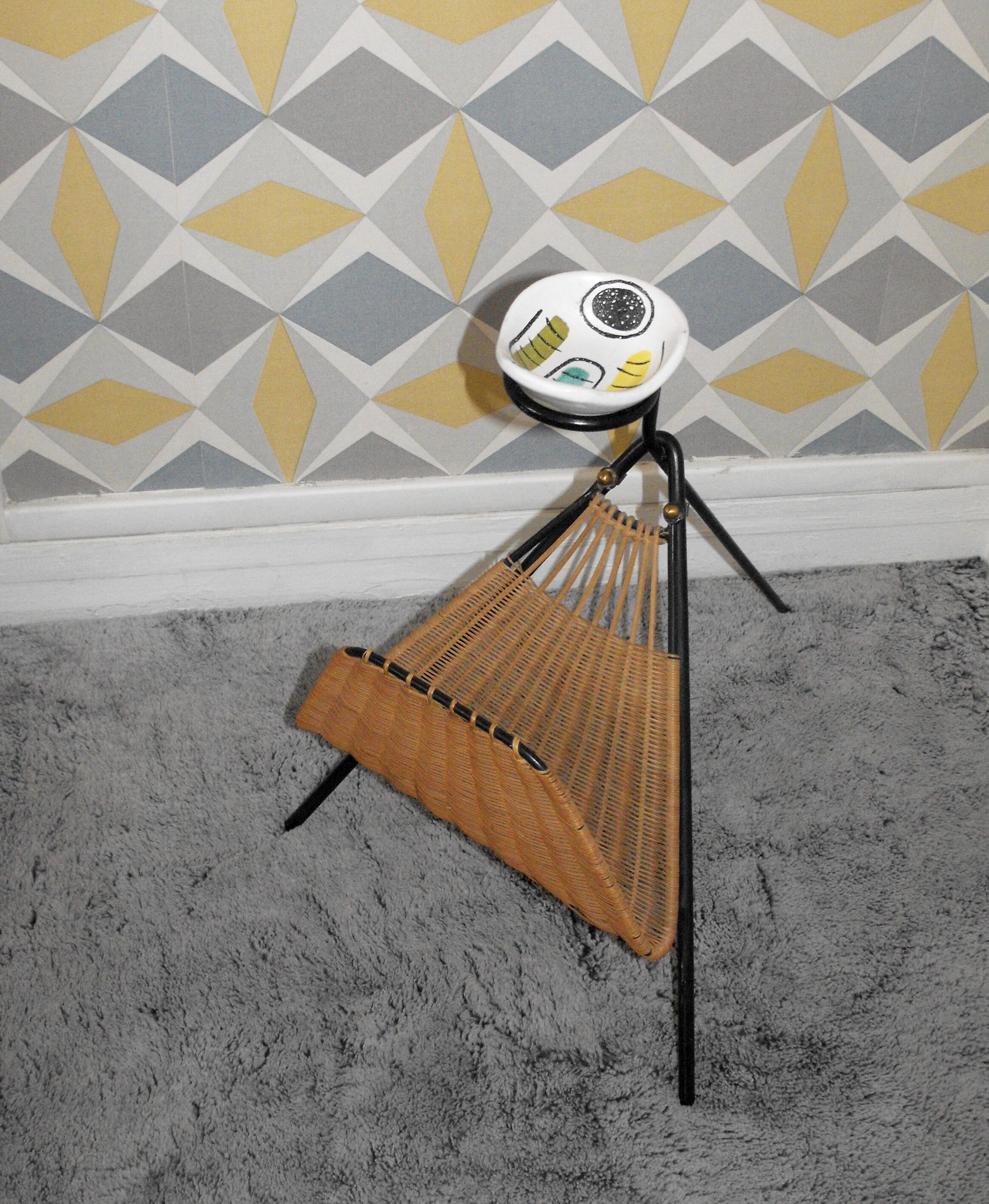 Magazine holder 50s .