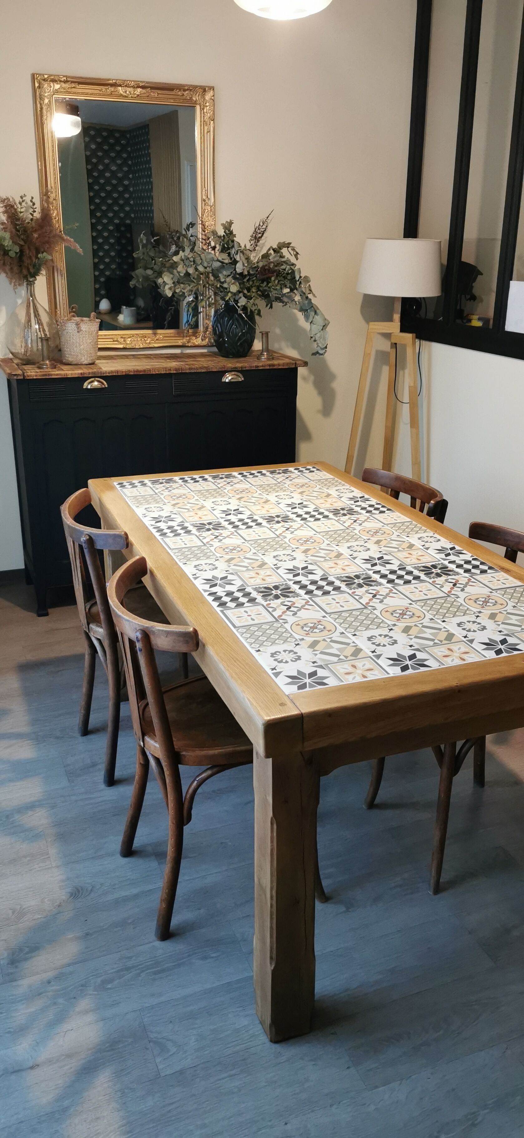 Farmhouse table cement tiles