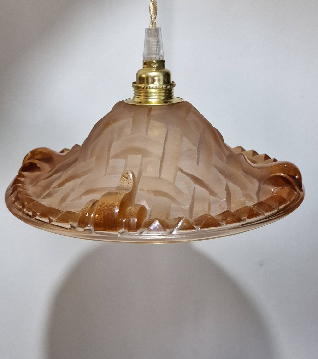 Art Deco pendant light in pink molded glass